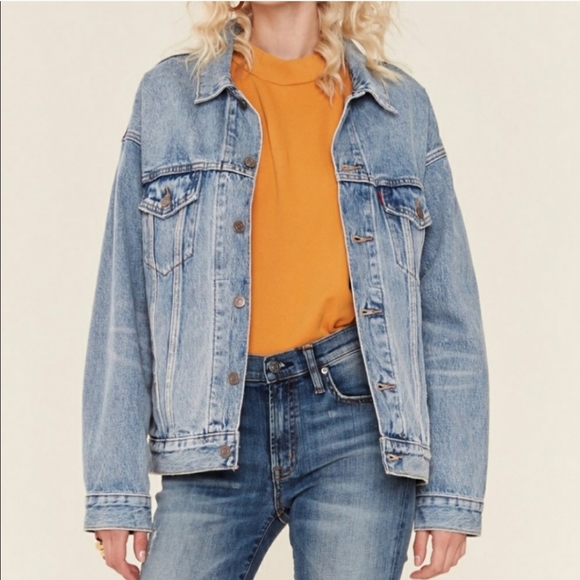 Levi's Jackets & Blazers - NWT Levi's Dad trucker jean jacket Multiple